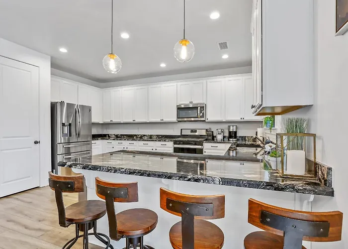 Pet Family-friendly Spacious Fenced Yard 5-min To Downtown Ev Charger Flagstaff