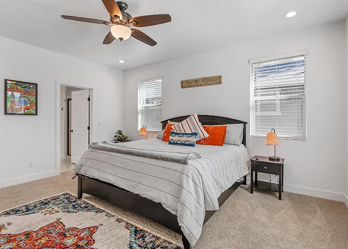 Pet Family-friendly Spacious Fenced Yard 5-min To Downtown Ev Charger Casa vacanze Flagstaff