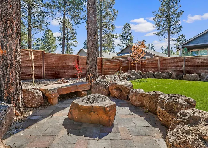 Pet Family-friendly Spacious Fenced Yard 5-min To Downtown Ev Charger *