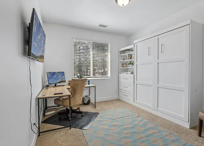 Pet Family-friendly Spacious Fenced Yard 5-min To Downtown Ev Charger Flagstaff