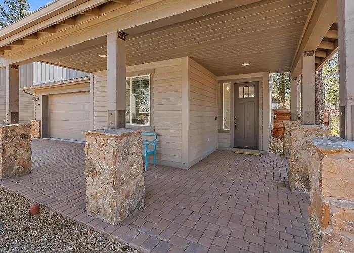 Casa vacanze Pet Family-friendly Spacious Fenced Yard 5-min To Downtown Ev Charger