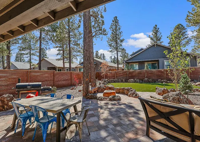 Casa vacanze Pet Family-friendly Spacious Fenced Yard 5-min To Downtown Ev Charger *